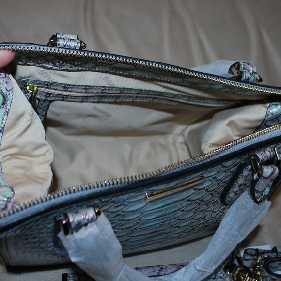 NWT Brahmin Small Caroline & Ady Wallet in Mulberry Potion - Picture 4 of 11